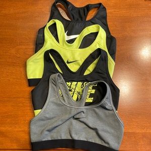 Nike drifit girls bra